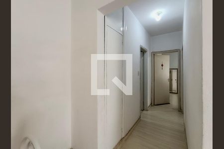 Apartamento à venda com 106m², 3 quartos e sem vaga Apartamento à venda com 106m², 3 quartos e sem vagaSala - Corredor