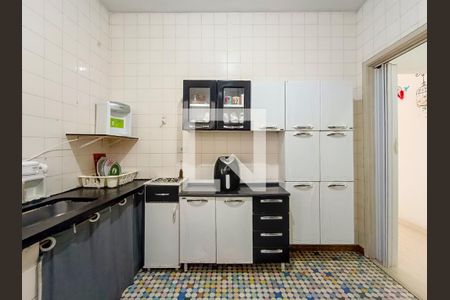 Apartamento à venda com 106m², 3 quartos e sem vaga Apartamento à venda com 106m², 3 quartos e sem vagaCozinha
