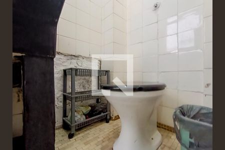 Apartamento à venda com 106m², 3 quartos e sem vaga Apartamento à venda com 106m², 3 quartos e sem vagaBanheiro de serviço