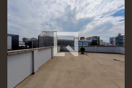 Apartamento à venda com 106m², 3 quartos e sem vaga Apartamento à venda com 106m², 3 quartos e sem vagaÁrea comum - Terraço