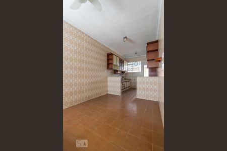 Casa à venda com 133m², 3 quartos e 3 vagas Casa à venda com 133m², 3 quartos e 3 vagasCopa