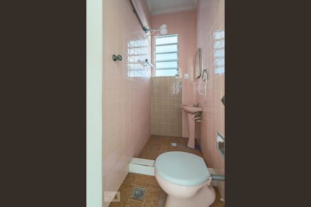 Casa à venda com 133m², 3 quartos e 3 vagas Casa à venda com 133m², 3 quartos e 3 vagasBanheiro da Suíte 2