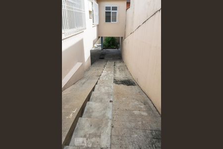 Casa à venda com 133m², 3 quartos e 3 vagas Casa à venda com 133m², 3 quartos e 3 vagasRampa de acesso a garagem