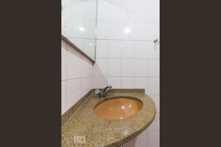 Casa à venda com 115m², 4 quartos e 3 vagasBanheiro Social