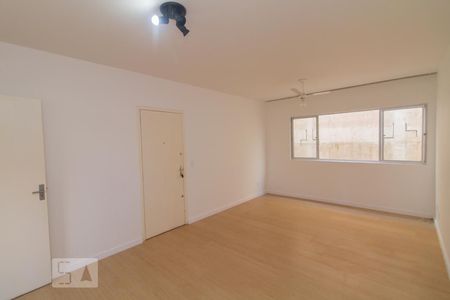 Sala de apartamento para alugar com 2 quartos, 80m² em Coqueiros, Florianópolis