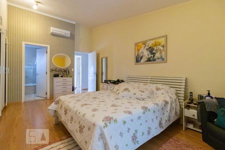 Casa à venda com 450m², 4 quartos e 3 vagasSuíte 3