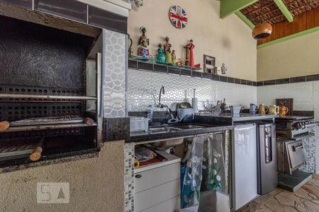 Casa à venda com 450m², 4 quartos e 3 vagasChurrasqueira