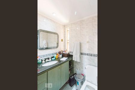 Banheiro de apartamento para alugar com 2 quartos, 65m² em Vila Butantã, São Paulo