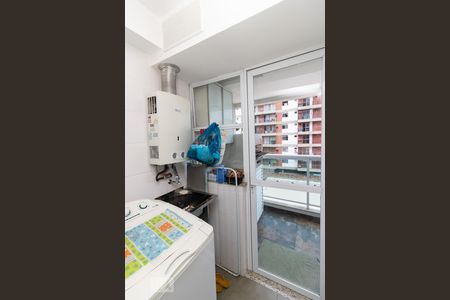 Apartamento à venda com 63m², 2 quartos e 1 vaga Apartamento à venda com 63m², 2 quartos e 1 vagaÁrea de Serviço