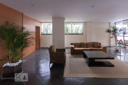 Apartamento à venda com 60m², 2 quartos e 1 vaga Apartamento à venda com 60m², 2 quartos e 1 vagaHall Social