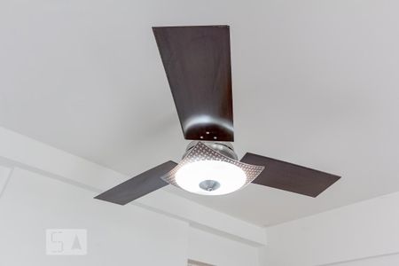Sala de apartamento à venda com 2 quartos, 65m² em Jardim Goiás, Goiânia