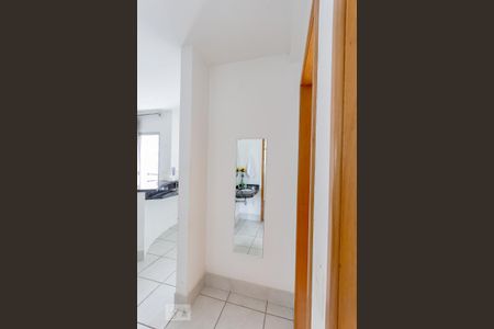 Apartamento à venda com 65m², 2 quartos e 1 vaga Apartamento à venda com 65m², 2 quartos e 1 vagaBanheiro social