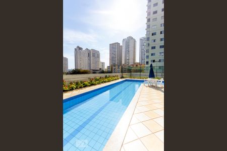 Apartamento à venda com 65m², 2 quartos e 1 vaga Apartamento à venda com 65m², 2 quartos e 1 vagaPiscina
