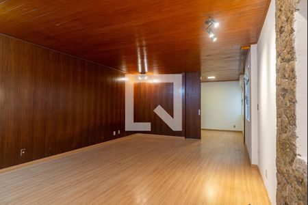 Apartamento para alugar com 150m², 3 quartos e 1 vagaSala