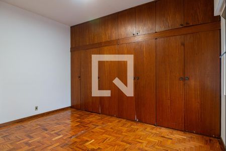 Apartamento para alugar com 150m², 3 quartos e 1 vagaSuíte