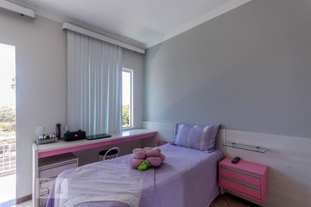 Quarto 1 de casa para alugar com 3 quartos, 150m² em Santa Mônica, Belo Horizonte