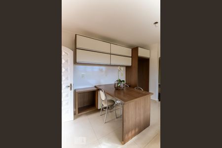 Cozinha de casa para alugar com 3 quartos, 400m² em Penha de França, São Paulo
