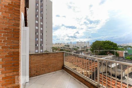 Casa à venda com 400m², 3 quartos e 6 vagasVaranda da suíte 1