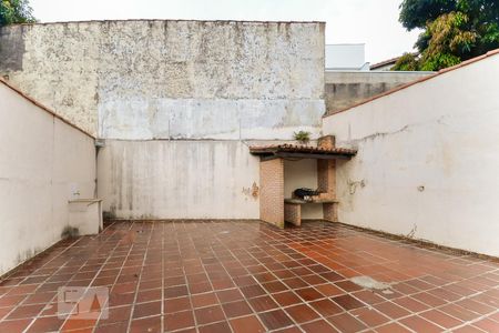 Casa à venda com 400m², 3 quartos e 6 vagasQuintal privativo