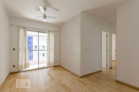 Sala de apartamento para alugar com 3 quartos, 65m² em Aclimação, São Paulo