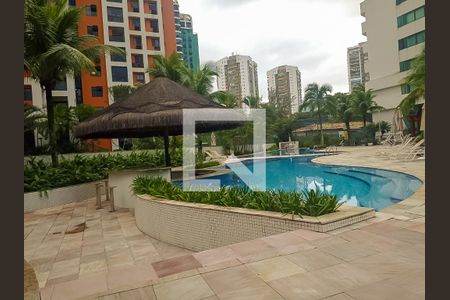Studio para alugar com 40m², 1 quarto e 1 vaga Studio para alugar com 40m², 1 quarto e 1 vagaÁrea comum - Piscina