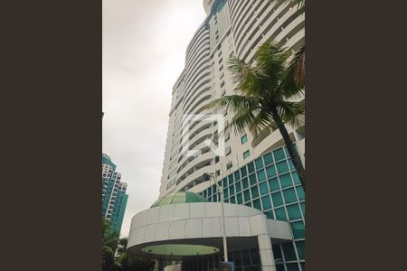 Studio para alugar com 40m², 1 quarto e 1 vaga Studio para alugar com 40m², 1 quarto e 1 vagaFachada