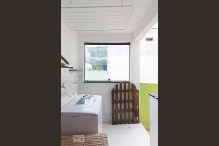 Lavanderia de casa para alugar com 2 quartos, 50m² em Vila Cavaton, São Paulo