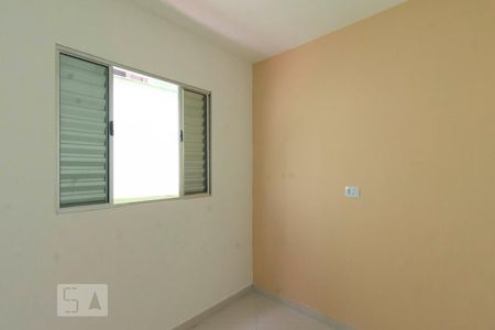 Quarto 1 de casa para alugar com 2 quartos, 50m² em Vila Cavaton, São Paulo