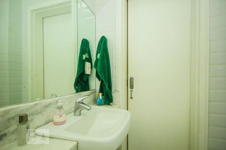Banheiro de apartamento para alugar com 1 quarto, 70m² em Copacabana, Rio de Janeiro