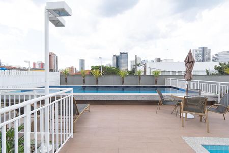 Studio à venda com 33m², 1 quarto e 1 vagaPiscina