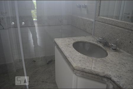 BANHEIRO de apartamento para alugar com 4 quartos, 150m² em Vila Andrade, São Paulo