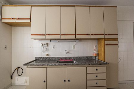 Cozinha de apartamento para alugar com 3 quartos, 114m² em Bosque, Campinas