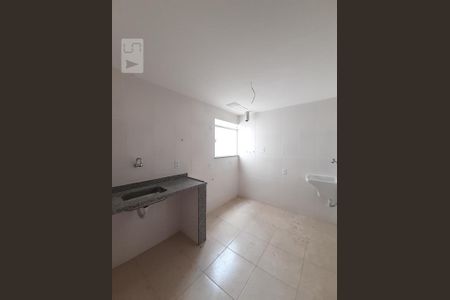 Apartamento para alugar com 47m², 2 quartos e sem vaga Apartamento para alugar com 47m², 2 quartos e sem vagaCozinha e Área de Serviço