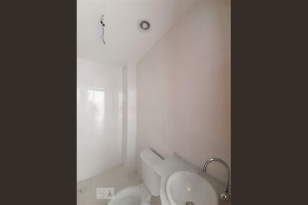 Banheiro Social de apartamento para alugar com 2 quartos, 47m² em Cachambi, Rio de Janeiro