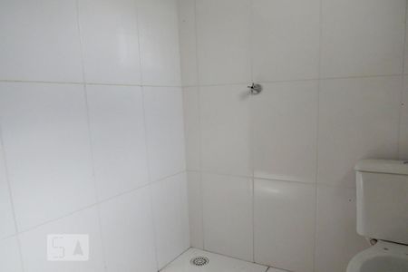 Banheiro de apartamento para alugar com 2 quartos, 65m² em Vila Mazzei, São Paulo