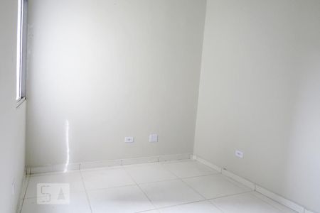 Quarto 2 de apartamento para alugar com 2 quartos, 65m² em Vila Mazzei, São Paulo