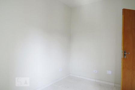 Quarto 2 de apartamento para alugar com 2 quartos, 65m² em Vila Mazzei, São Paulo