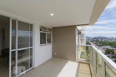 Apartamento à venda com 153m², 3 quartos e 1 vagaVaranda Sala (Primeiro Andar)