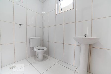 Banheiro de apartamento à venda com 2 quartos, 65m² em Vila Mazzei, São Paulo