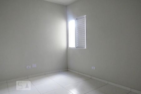 Quarto 1 de apartamento para alugar com 2 quartos, 65m² em Vila Mazzei, São Paulo