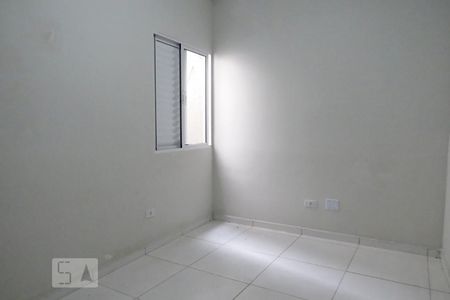 Quarto 2 de apartamento para alugar com 2 quartos, 65m² em Vila Mazzei, São Paulo