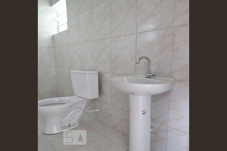 Banheiro de kitnet/studio à venda com 1 quarto, 45m² em Vila Mazzei, São Paulo