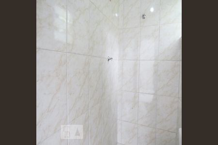 Banheiro de kitnet/studio à venda com 1 quarto, 45m² em Vila Mazzei, São Paulo