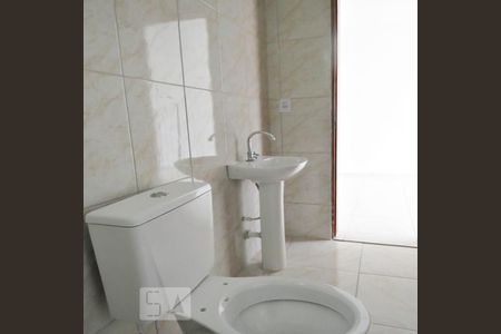 Banheiro de kitnet/studio à venda com 1 quarto, 45m² em Vila Mazzei, São Paulo