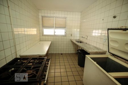 Apartamento à venda com 58m², 2 quartos e 1 vaga Apartamento à venda com 58m², 2 quartos e 1 vagaCozinha Salão de Festas