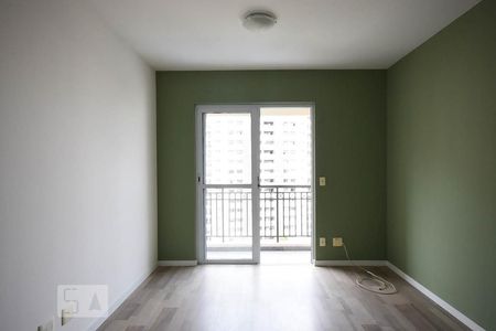 Sala de apartamento para alugar com 2 quartos, 70m² em Jardim Londrina, São Paulo
