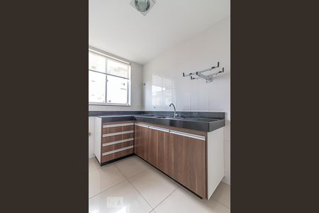 Apartamento para alugar com 95m², 3 quartos e 2 vagasCozinha