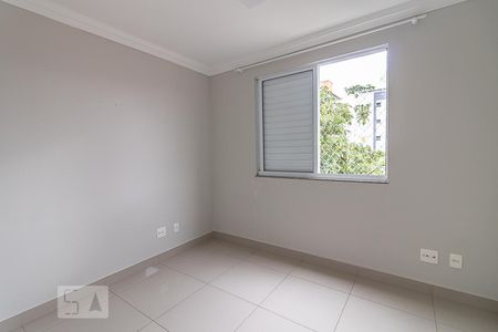 Apartamento para alugar com 95m², 3 quartos e 2 vagasQuarto 2