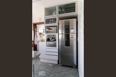 Apartamento à venda com 270m², 4 quartos e 3 vagas Apartamento à venda com 270m², 4 quartos e 3 vagasCozinha
