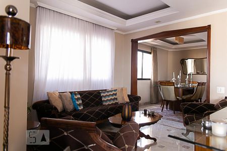 Apartamento à venda com 270m², 4 quartos e 3 vagas Apartamento à venda com 270m², 4 quartos e 3 vagasSala